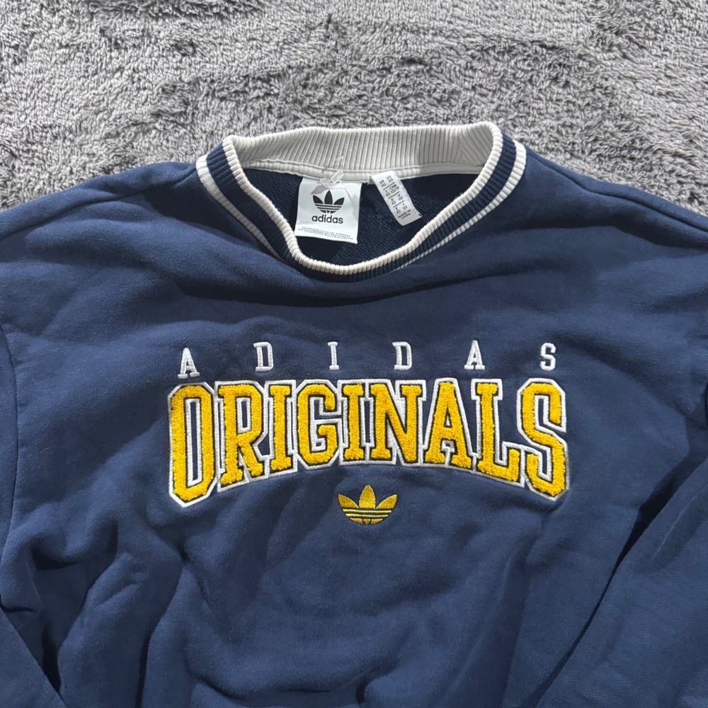 Adidas Originals Sweatshirt Navy Blue Yellow Embroidered Crewneck Mens XS - Picture 6 of 7